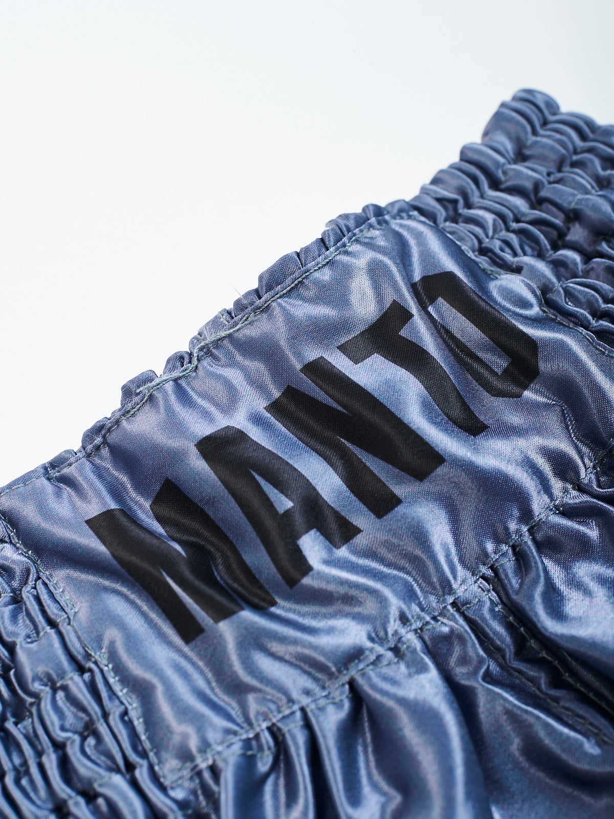 MANTO Muay Thai Dual Shorts Grau – Ansicht 2