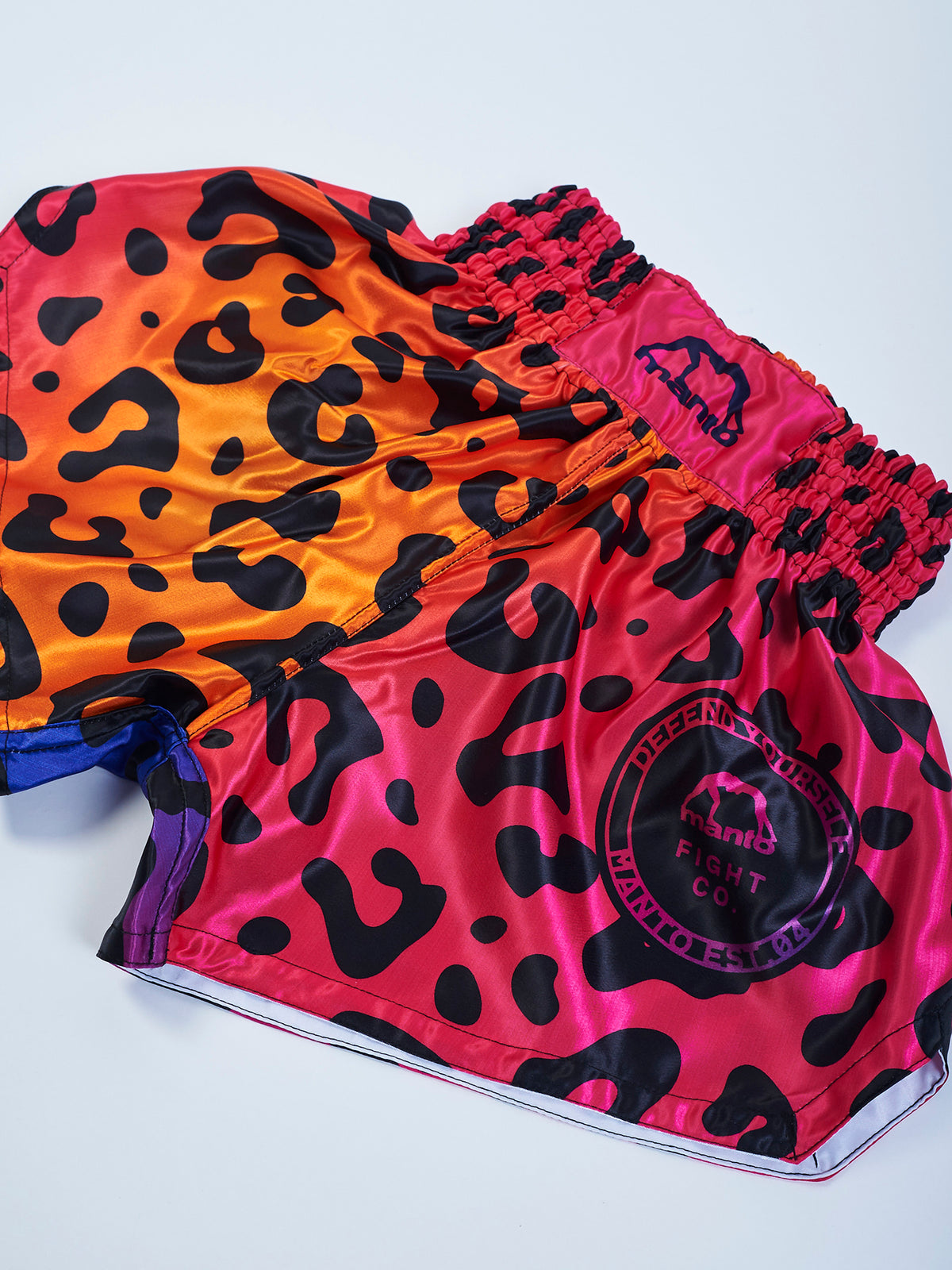 MANTO Muay Thai Dual Shorts Leopard – Ansicht 3